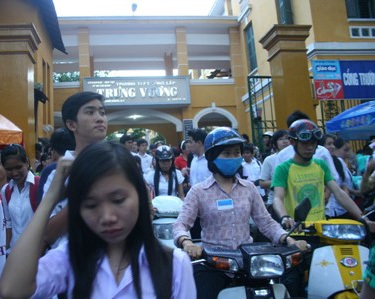 Đề Toán khối B và D: “Khó nuốt” - 4 Đề Toán khối B và D: “Khó nuốt” - 4