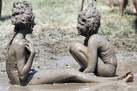 Lễ hội tắm bùn ở Michigan - 7 Lễ hội tắm bùn ở Michigan - 7