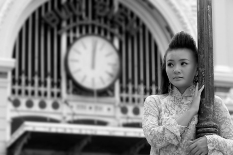 Ngắm “bé” Xuân Mai duyên dáng trong tà áo dài - 7