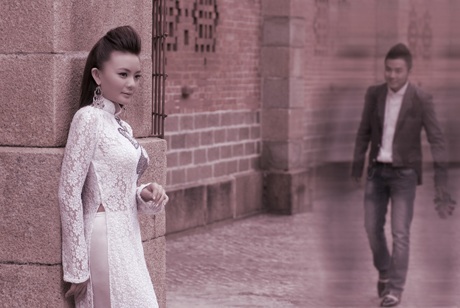 Ngắm “bé” Xuân Mai duyên dáng trong tà áo dài - 2