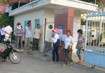 Đề Toán khối B và D: “Khó nuốt” - 9 Đề Toán khối B và D: “Khó nuốt” - 9