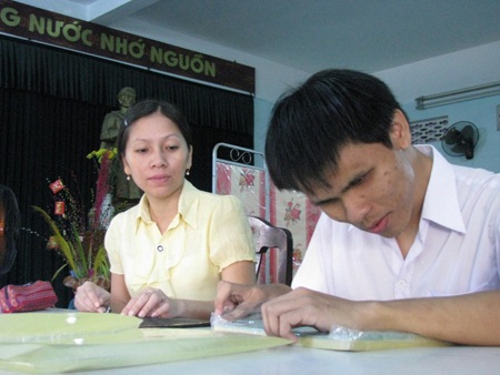 Đà Nẵng: Sĩ tử khiếm thị trước giờ thi - 4