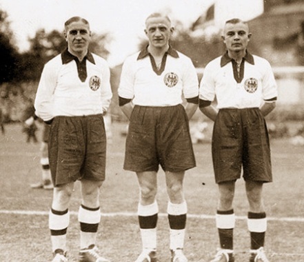 Những cuộc thư hùng tranh ngôi "đệ Tam" World Cup - 2