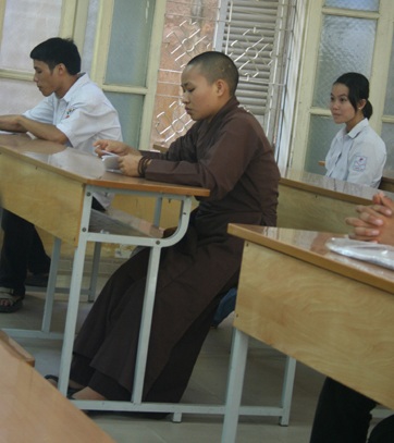 Sư thầy dự thi đại học - 1