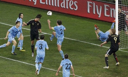 Hạ Uruguay đầy kịch tính, Đức giành ngôi “đệ tam” anh hào - 4