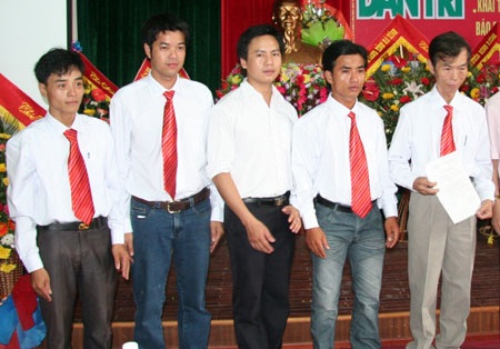 Lời cảm tạ của Dân trí - 3 Lời cảm tạ của Dân trí - 3