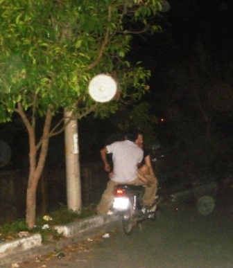 Tâm sự nơi vắng người - “miếng mồi ngon” cho kẻ cướp - 1