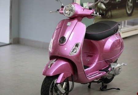 Piaggio Việt Nam ra mắt Vespa LX… màu hồng - 3