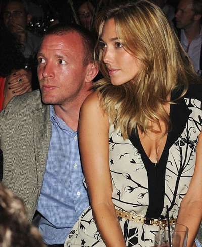 Chồng cũ của Madonna “khoe” bạn gái mới - 2 Chồng cũ của Madonna “khoe” bạn gái mới - 2