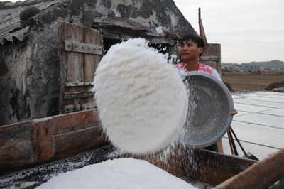 “Chát mặn” đời muối  - 8