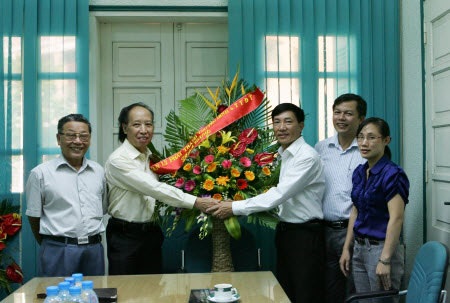 GS.TS Nguyễn Minh Thuyết gửi thư chúc mừng Dân trí  - 2