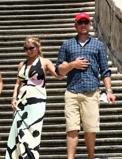 Jessica Simpson và bồ mới quấn quít không rời - 4
