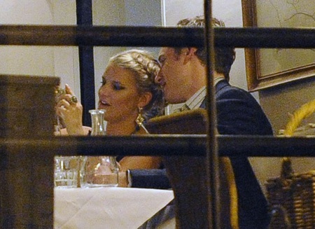 Jessica Simpson và bồ mới quấn quít không rời - 7