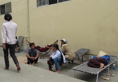 Nắng nóng, nhiều trẻ em nhập viện vì co giật - 2