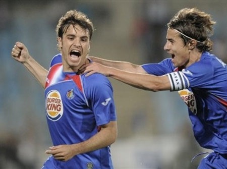 Real Madrid chiêu mộ thành công Pedro Leon - 1