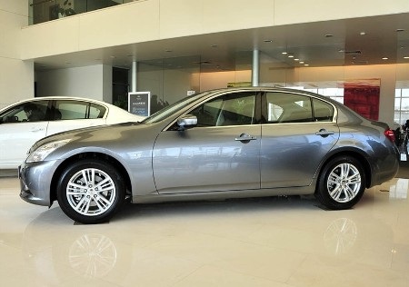 Infiniti G25 bất ngờ xuất hiện tại Trung Quốc - 3 Infiniti G25 bất ngờ xuất hiện tại Trung Quốc - 3