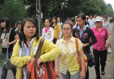 “Nhẹ nhõm” với 3 môn Hóa, Địa, Ngoại ngữ - 3 “Nhẹ nhõm” với 3 môn Hóa, Địa, Ngoại ngữ - 3