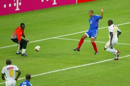 Thierry Henry - Những trầm bổng cùng Gà trống Pháp - 7