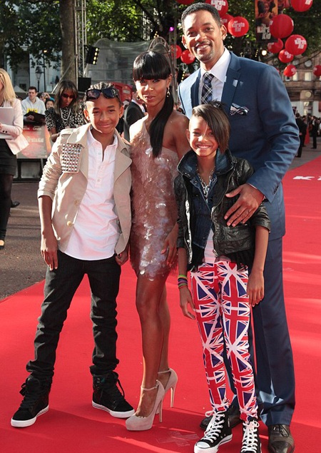 Thành Long quảng cáo phim hot tại Anh - 10 Thành Long quảng cáo phim hot tại Anh - 10