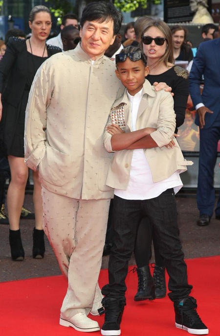 Thành Long quảng cáo phim hot tại Anh - 1 Thành Long quảng cáo phim hot tại Anh - 1