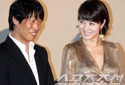 Kim Hye Soo chưa nghĩ tới chuyện kết hôn - 1 Kim Hye Soo chưa nghĩ tới chuyện kết hôn - 1