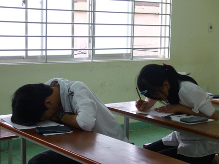 “Nhẹ nhõm” với 3 môn Hóa, Địa, Ngoại ngữ - 1 “Nhẹ nhõm” với 3 môn Hóa, Địa, Ngoại ngữ - 1