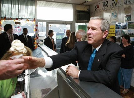 Chính trị gia cũng “nghiện” kem - 23