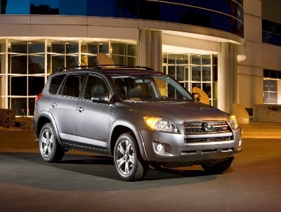 Toyota phát triển xe RAV4 chạy điện - 1 Toyota phát triển xe RAV4 chạy điện - 1