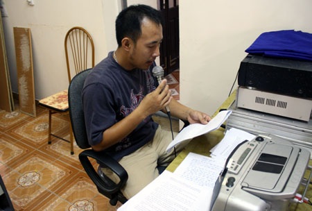 Vào nơi tâm bão sắp... đổ bộ - 3 Vào nơi tâm bão sắp... đổ bộ - 3