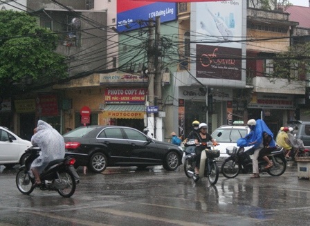 Vùng bão trải rộng, nhiều người bị mất tích - 8 Vùng bão trải rộng, nhiều người bị mất tích - 8