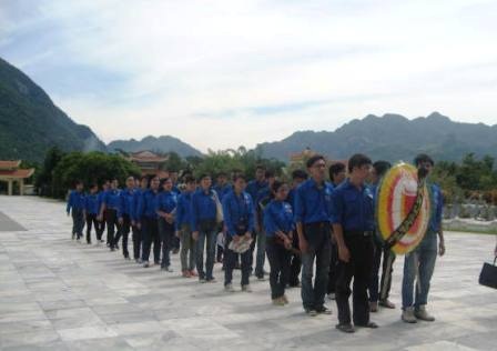 Gom yêu thương từ mùa tình nguyện - 1