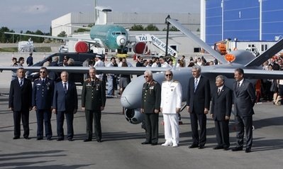 Thổ Nhĩ Kỳ “khoe” máy bay do thám tự chế đầu tiên - 3