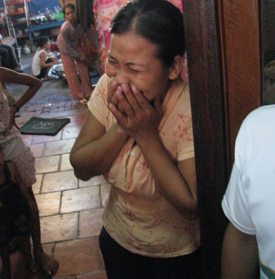 Nghẹn ngào ngày trở về của cô dâu Việt xấu số  - 7