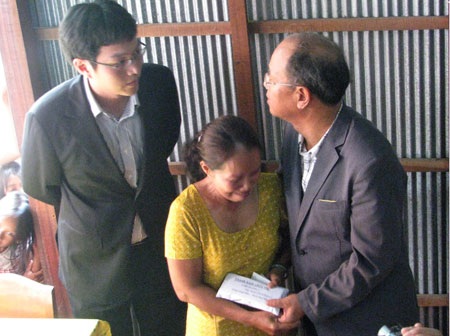 Nghẹn ngào ngày trở về của cô dâu Việt xấu số  - 6