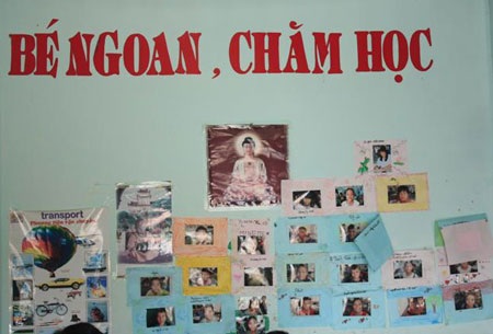 Lớp học đặc biệt nơi “cửa thiền” - 3 Lớp học đặc biệt nơi “cửa thiền” - 3