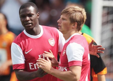Tân binh trình làng, Arsenal đè bẹp Barnet - 1 Tân binh trình làng, Arsenal đè bẹp Barnet - 1