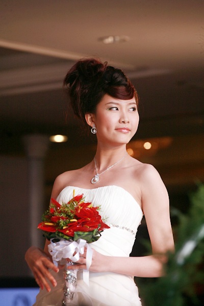 Thái Hà - Quang Thịnh: Điểm nhấn trong triển lãm cưới - 15 Thái Hà - Quang Thịnh: Điểm nhấn trong triển lãm cưới - 15