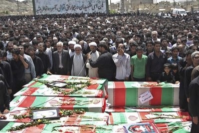 Chùm tin vắn qua ảnh  - 3