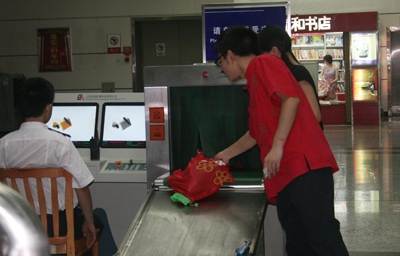 Đi tàu điện 1 ray ở Trùng Khánh - 6