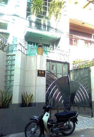 Tên trộm xe hơi liều lĩnh và cuộc đào thoát bất thành - 2