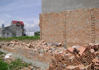 Xây dựng không phép, sai phép vẫn được cấp sổ - 1 Xây dựng không phép, sai phép vẫn được cấp sổ - 1