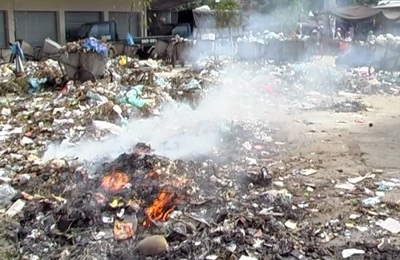 Kinh hoàng trước sự “tấn công” bất ngờ của rác - 13