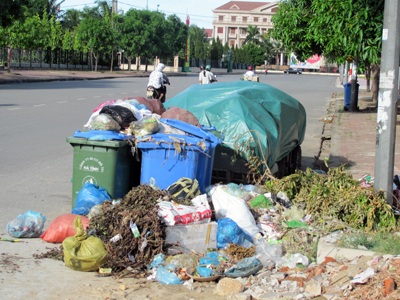 Kinh hoàng trước sự “tấn công” bất ngờ của rác - 7