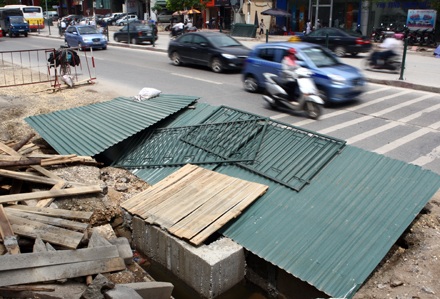 Hà Nội ngổn ngang và bụi bặm - 11