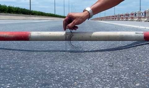 Mời đơn vị kiểm định độc lập kiểm tra vết lõm trên cầu Thanh Trì  - 1