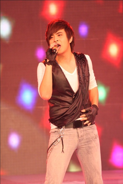 Thu Thủy lần đầu “kết đôi” với The Men - 4