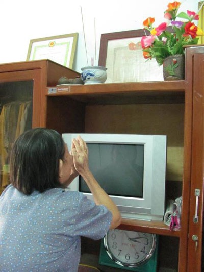 24 tuổi lấy chồng, 80 tuổi vẫn là… con gái - 2