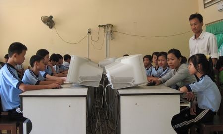 Vĩnh Long: 6 trường được công nhận đạt chuẩn quốc gia - 1 Vĩnh Long: 6 trường được công nhận đạt chuẩn quốc gia - 1