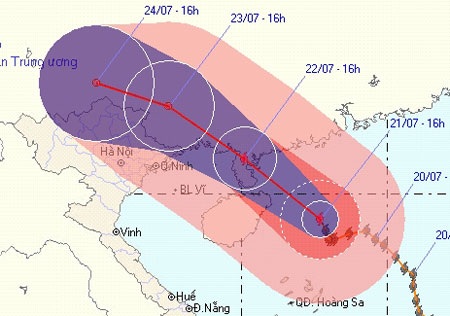 Bão Chanthu chuyển hướng, gây mưa tại miền Bắc - 1