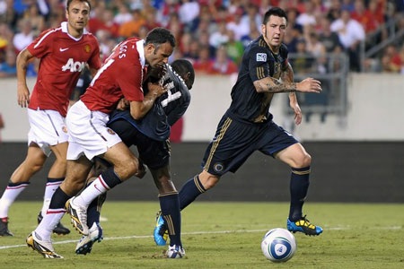 Obertan lập công mang chiến thắng về cho MU - 1